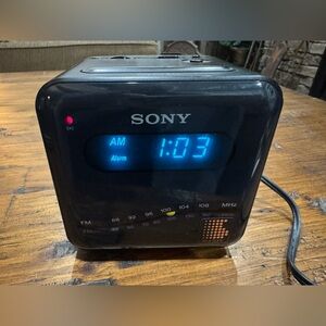 Sony Vintage RETRO DigiCube Clock Radio WORKING TESTED